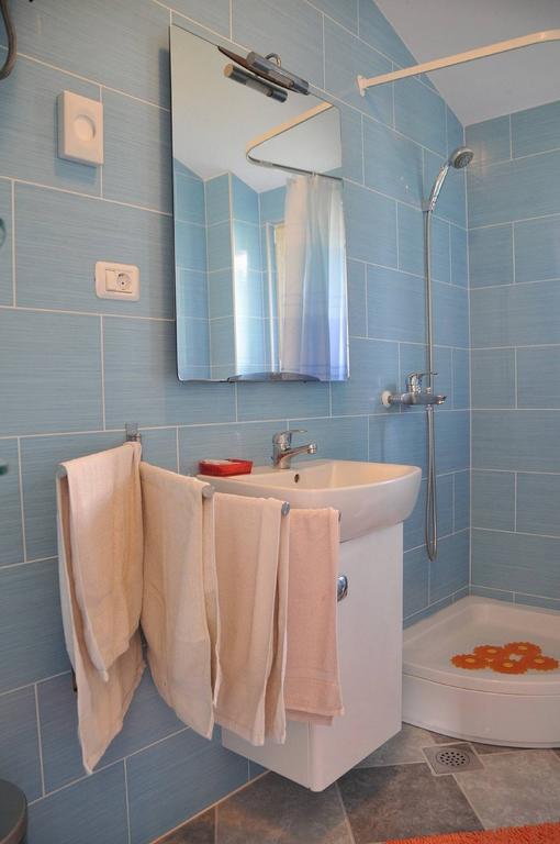 Apartment Stomorska Buitenkant foto
